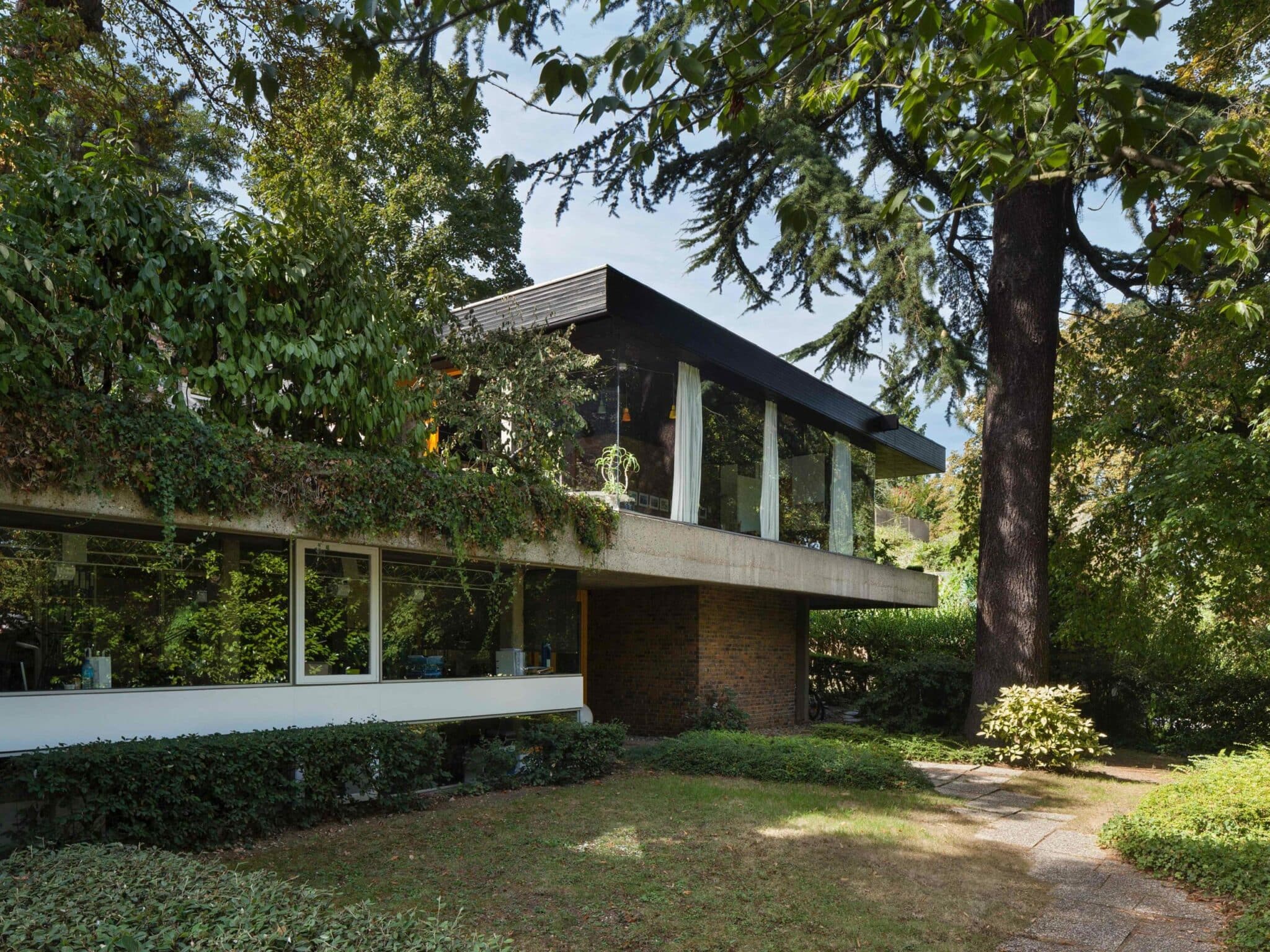 Abraham et Rol Architecture credit Hervé Abbadie