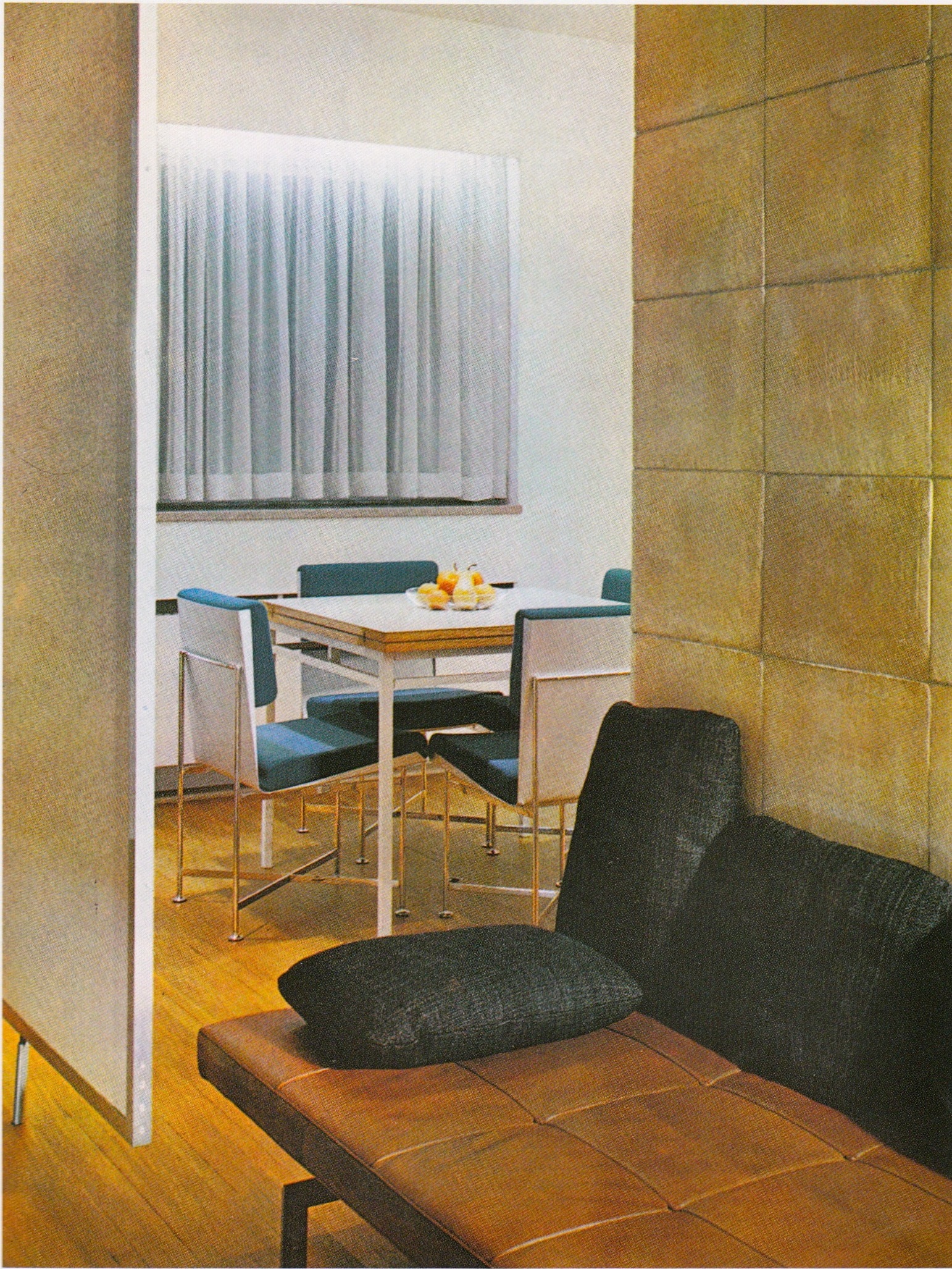 DUMOND appartement 1962