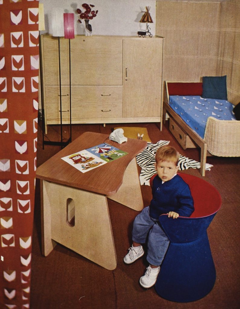 Genevieve Dangles, chambre d'enfant 1955