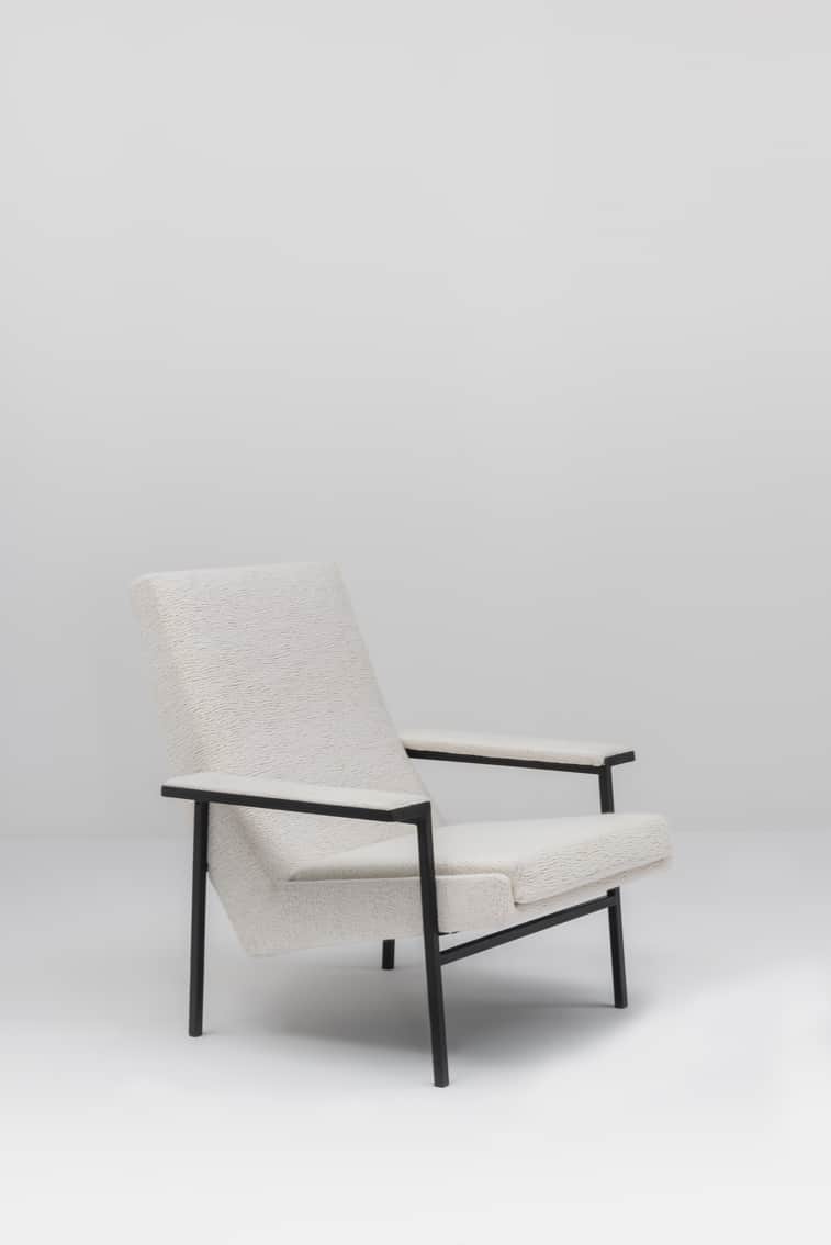 ARP paire de fauteuils 643