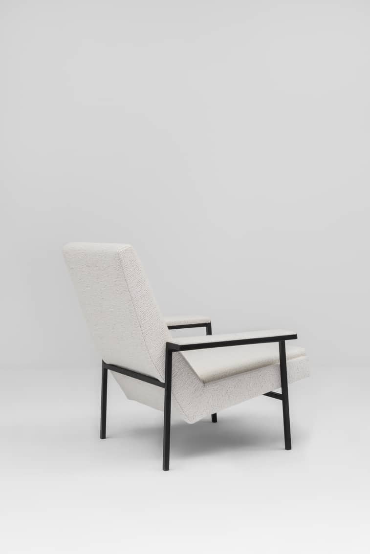 ARP paire de fauteuils 643