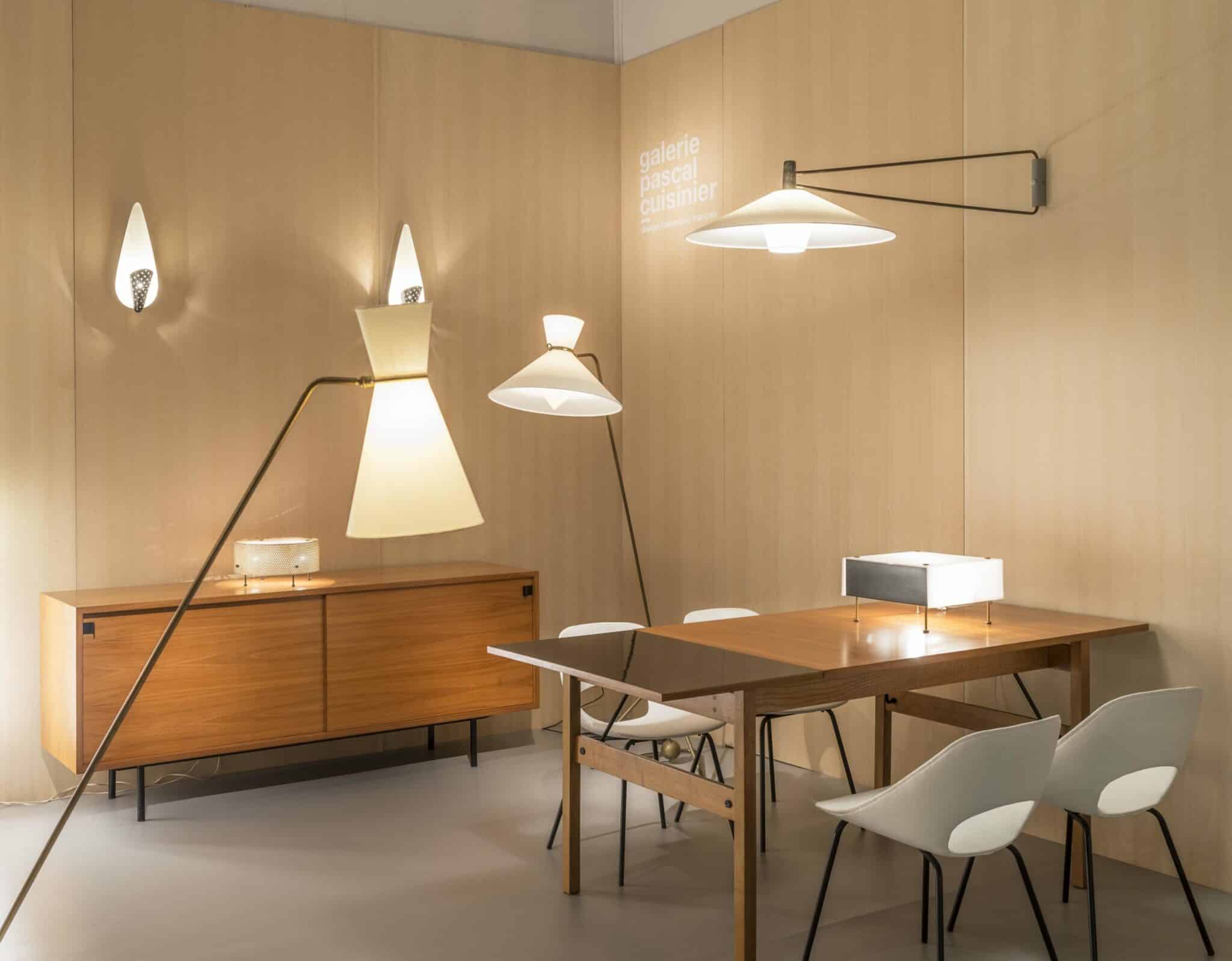 Guariche table 200, applique G12 et lampe G60 / MATHIEU lampadaire 56