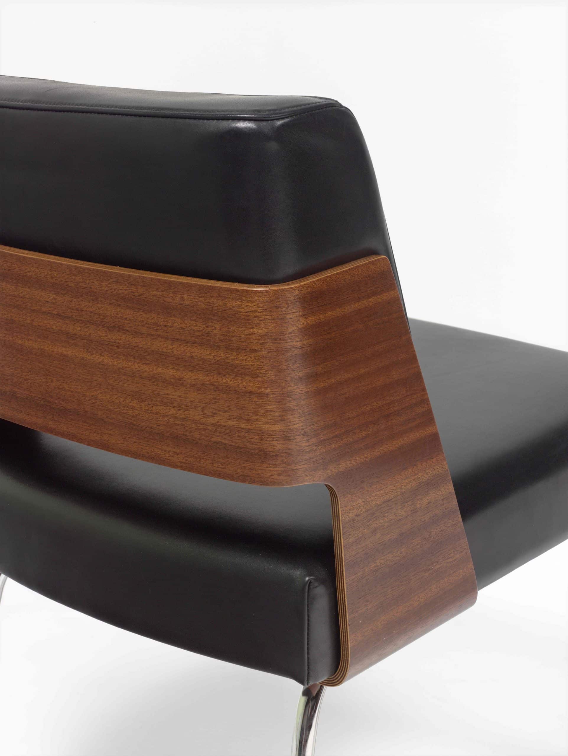 PHILIPPON LECOQ paire de chaises 3004