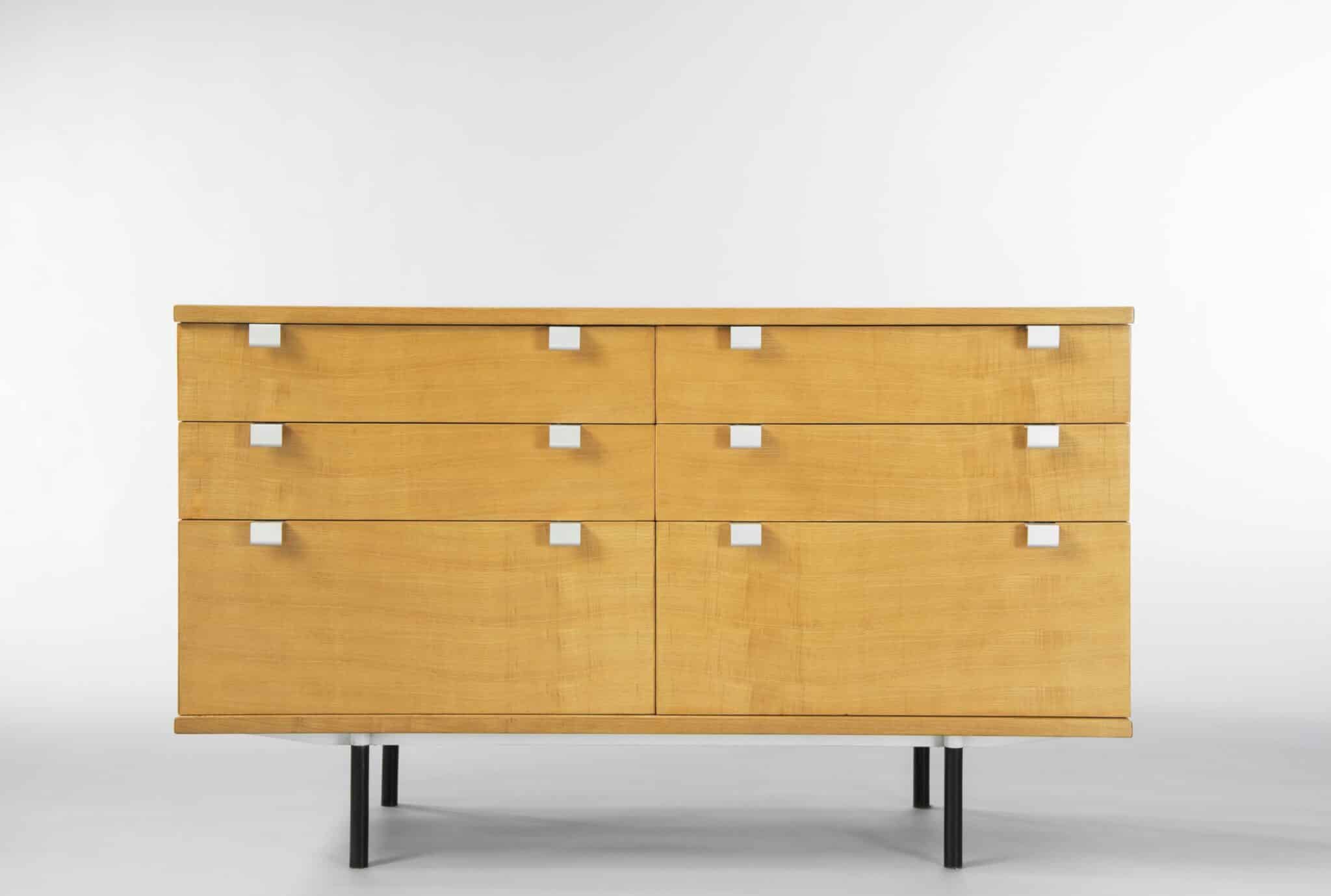 RICHARD commode 220