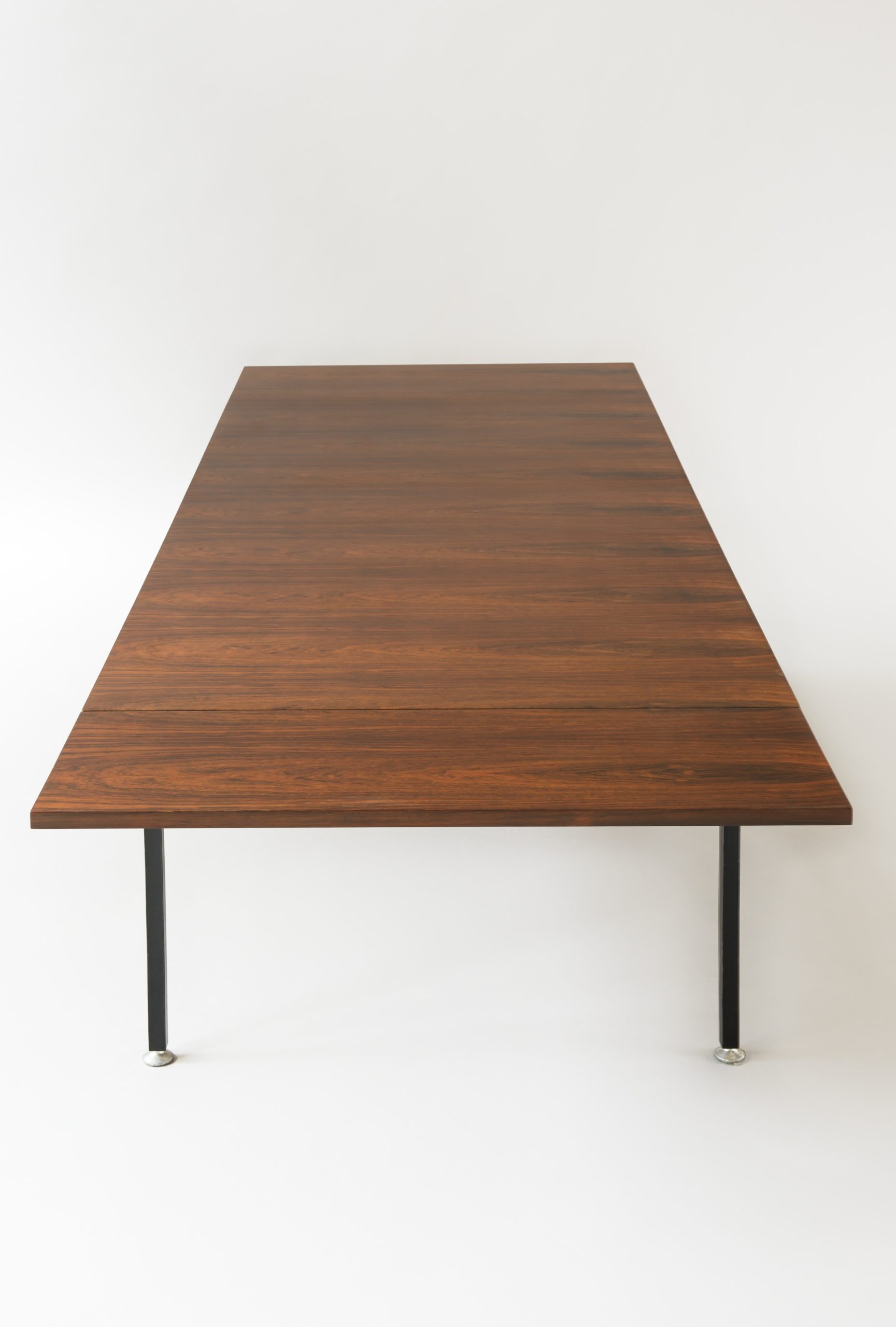 RICHARD table 802