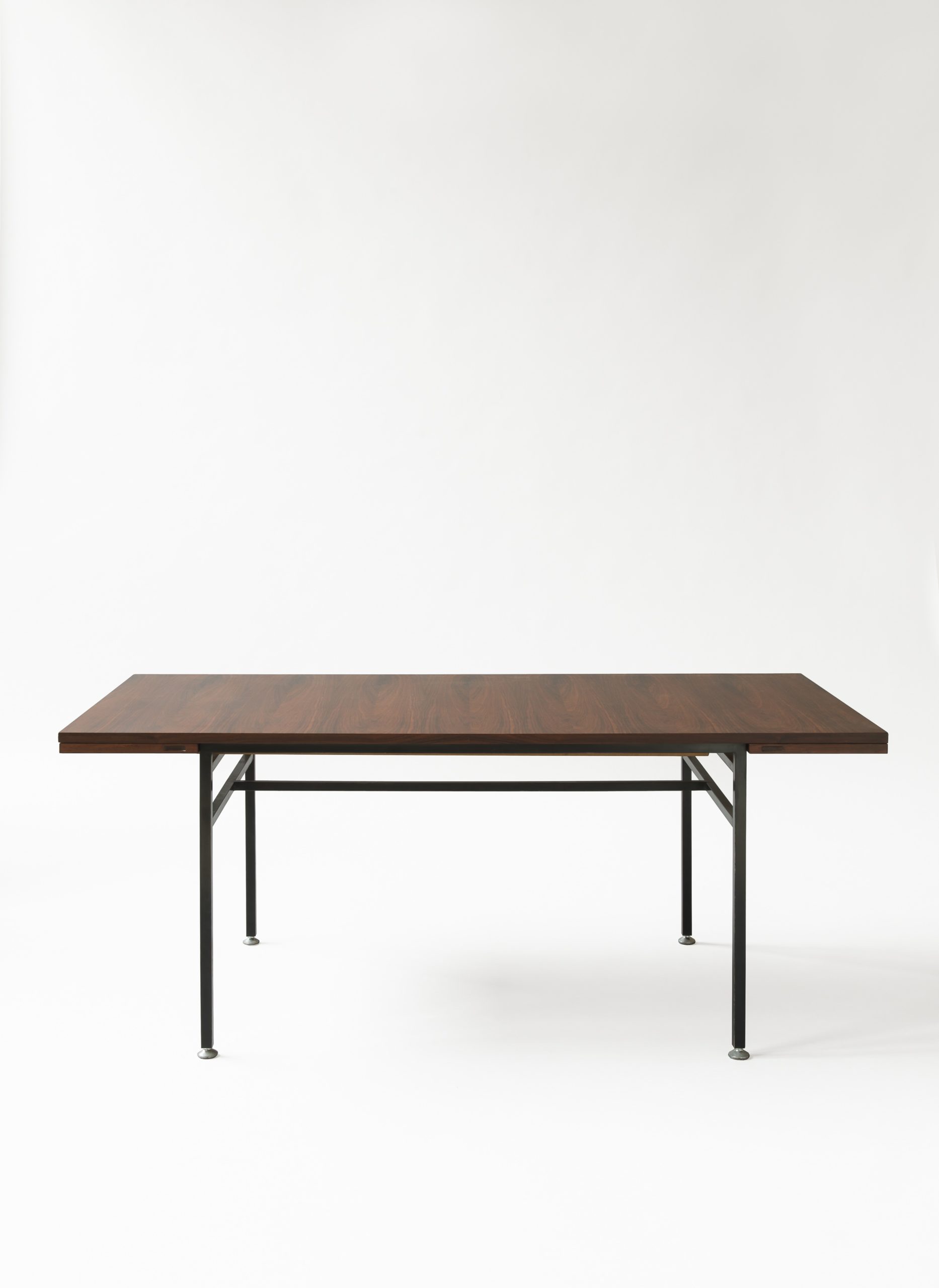 RICHARD table 802