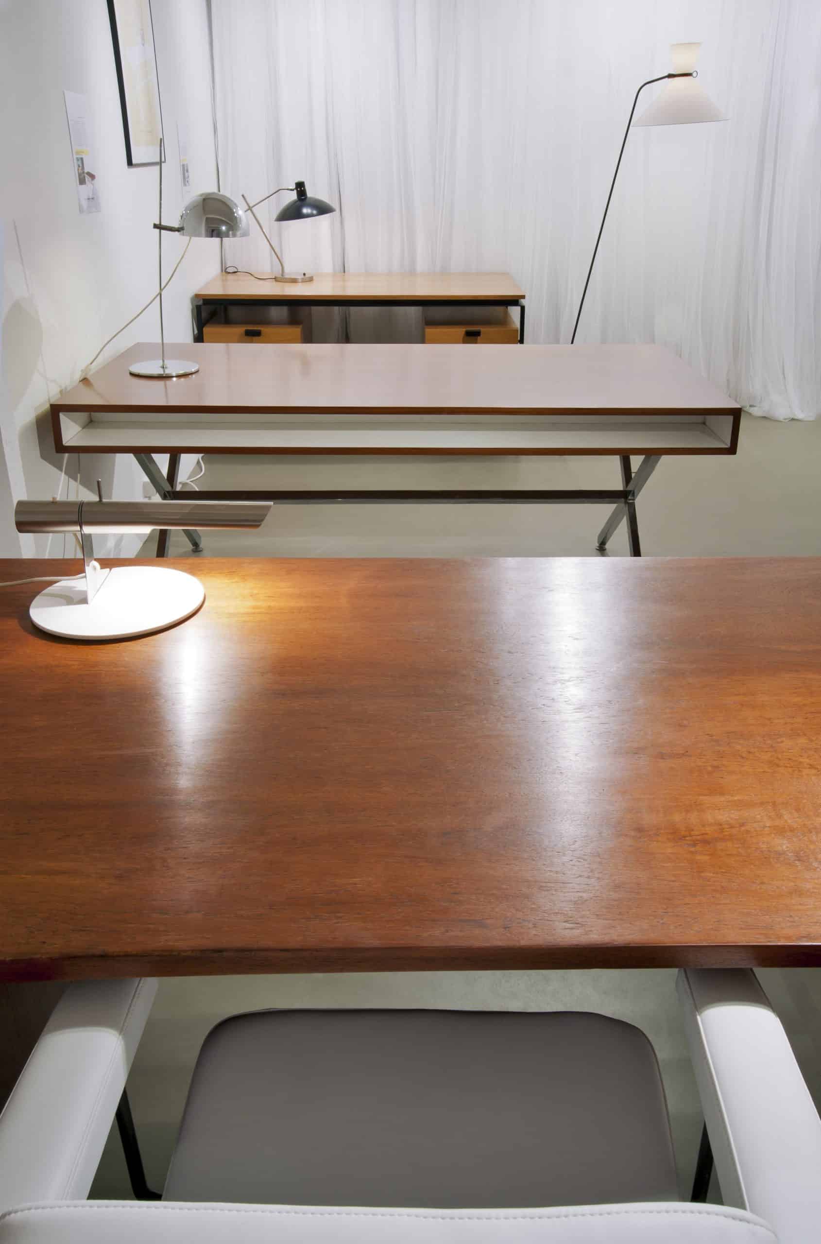 Premier Design Française le Bureau exposition