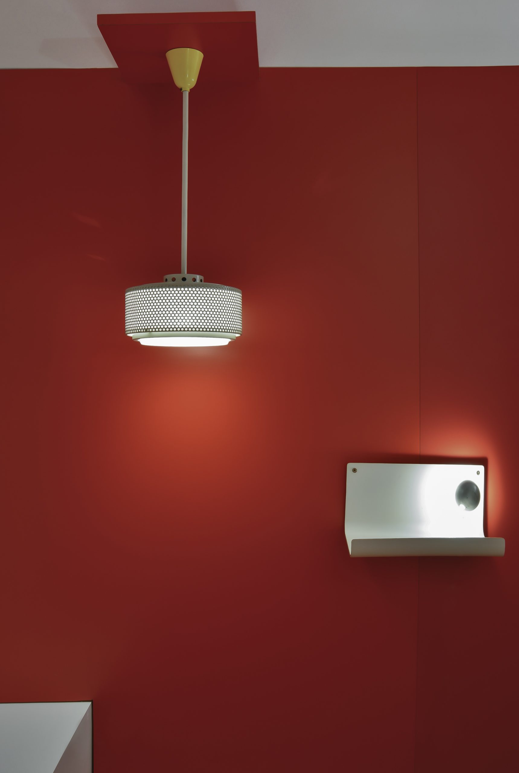 Luminaires de pierre Guariche exposition