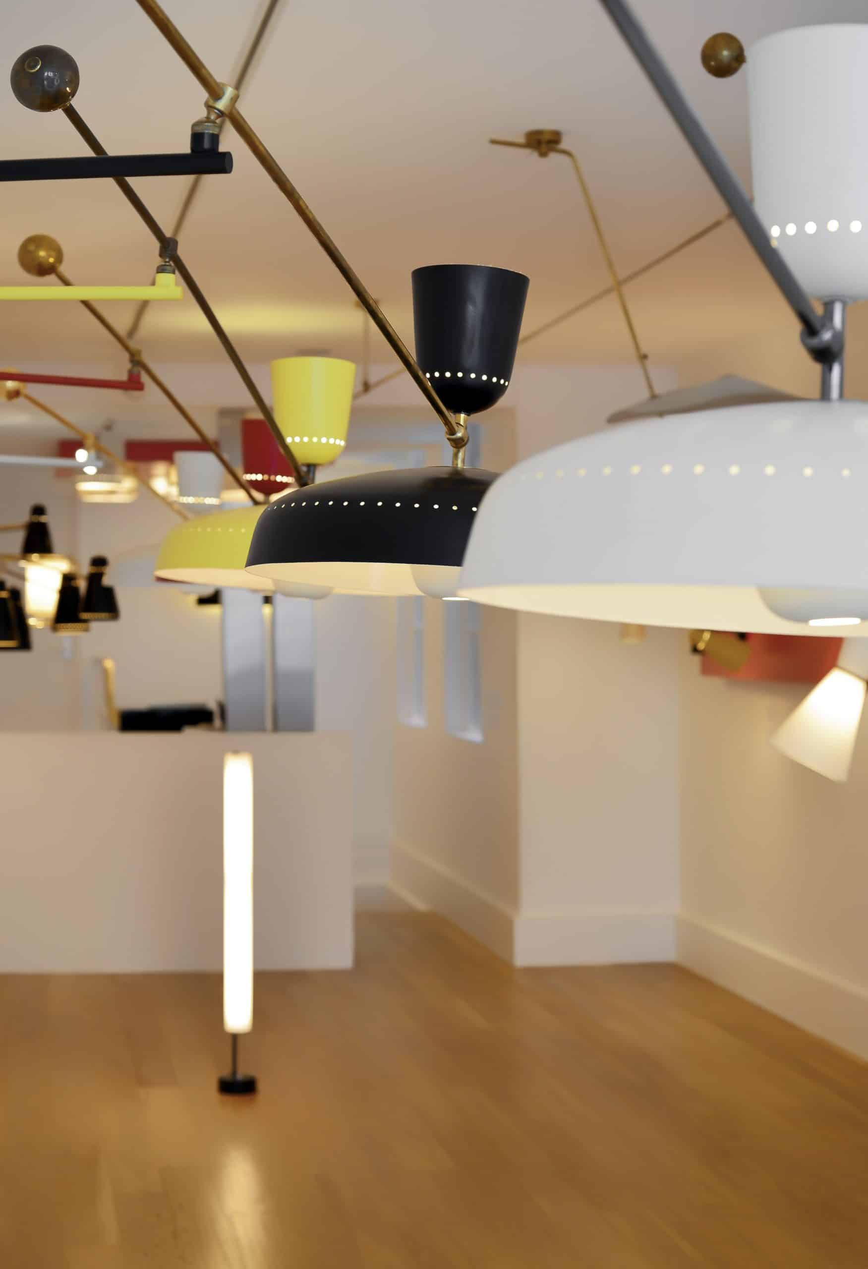 Luminaires de pierre Guariche exposition