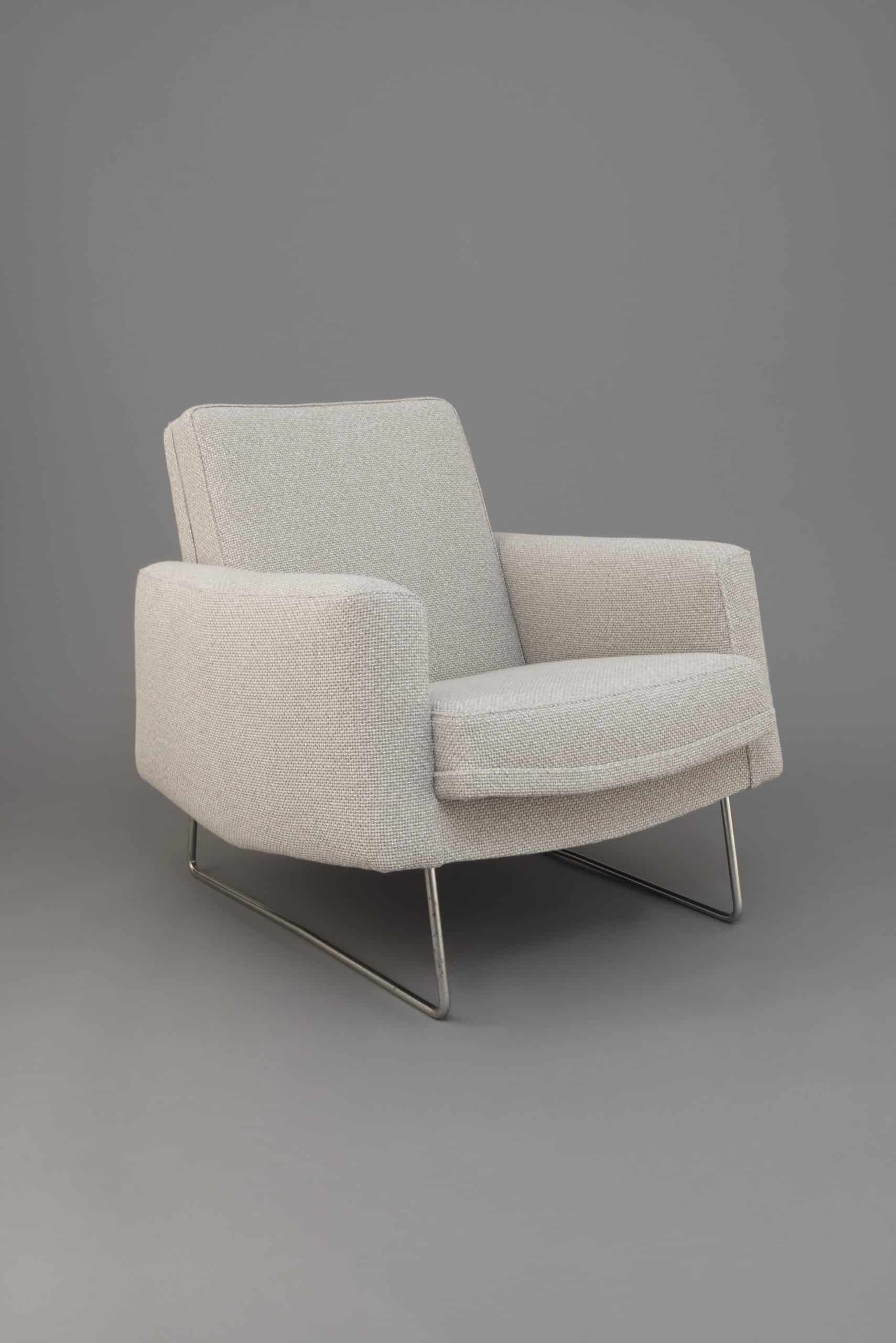 PAOLOZZI paire de fauteuils Prelude
