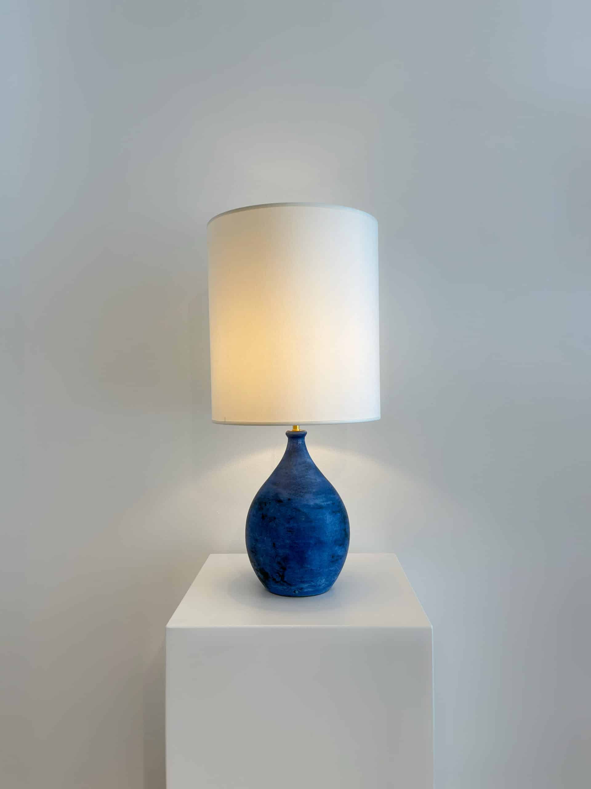 Lampe bleue - Galerie Pascal Cuisinier